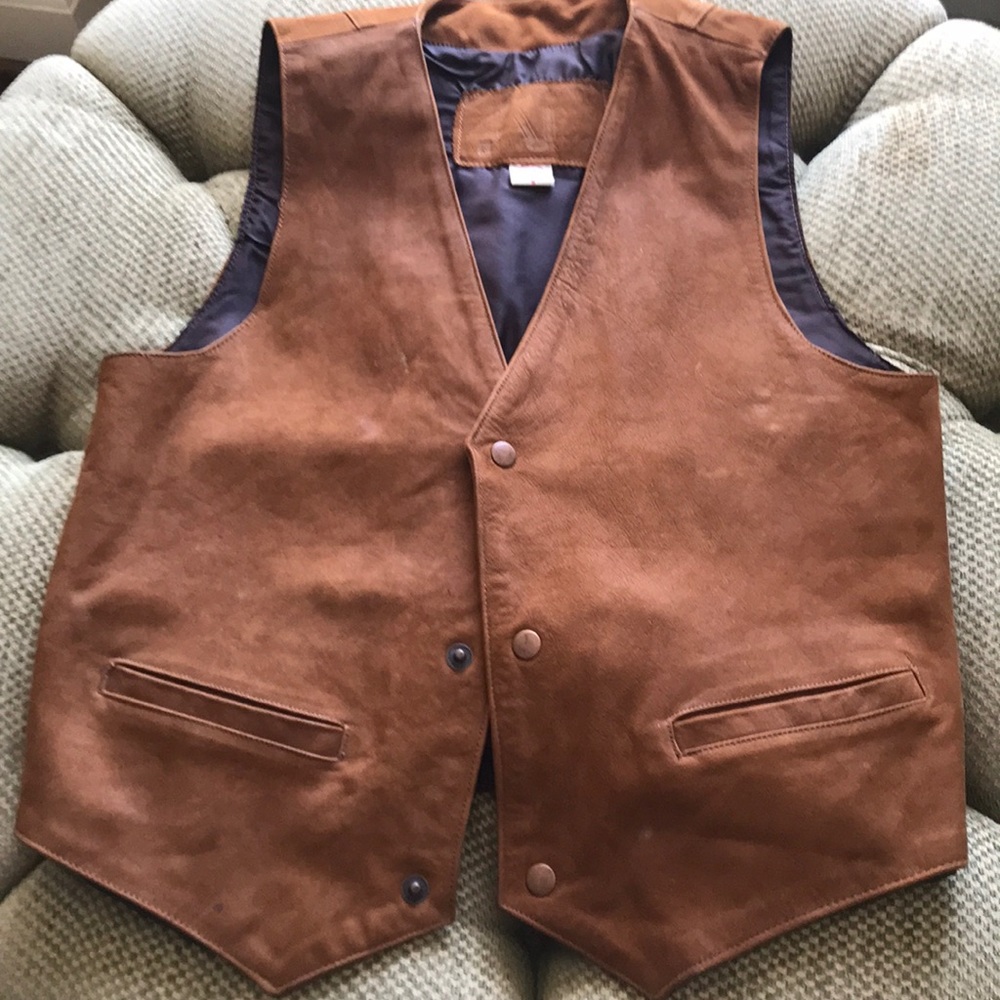 Men’s leather vest